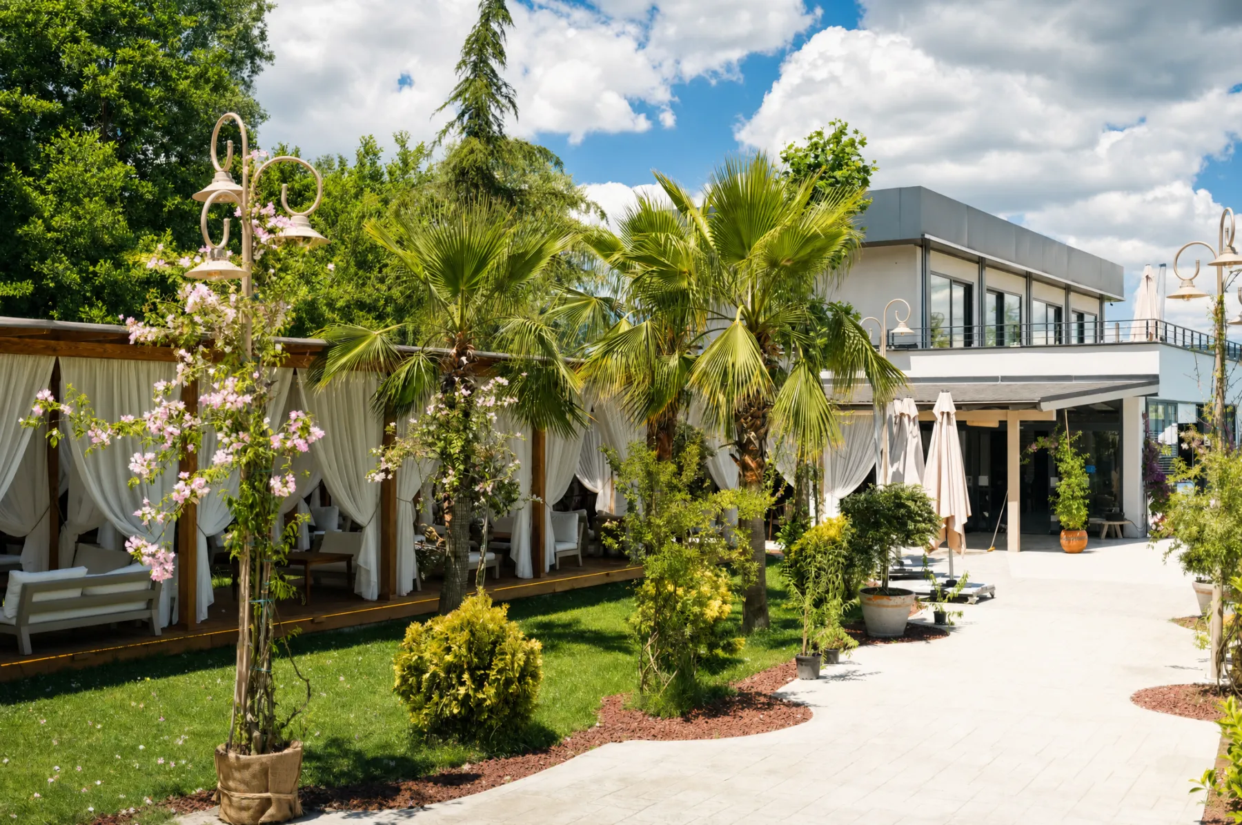 Mare Gastro'nun Didi Otel bahçesindeki manzarası — Sapanca